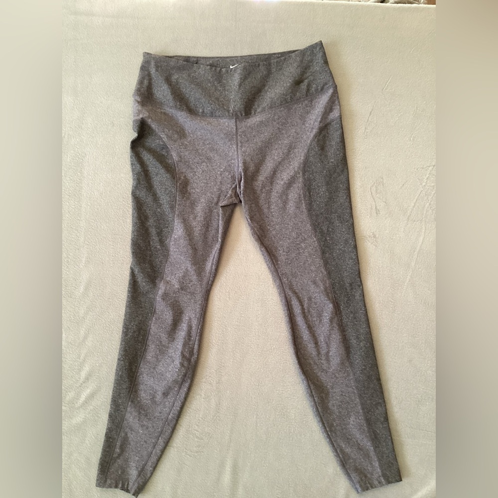 Nike Dri-Fit Women’s Size 1X Power Studio Sculpt Hyper Training Leggings